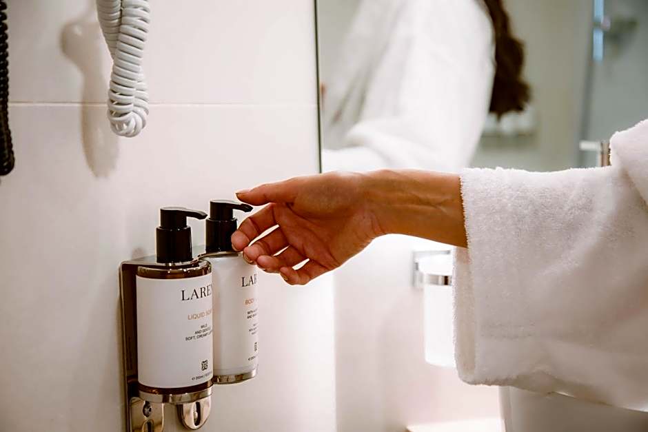 Hotel Antea - By The Sea