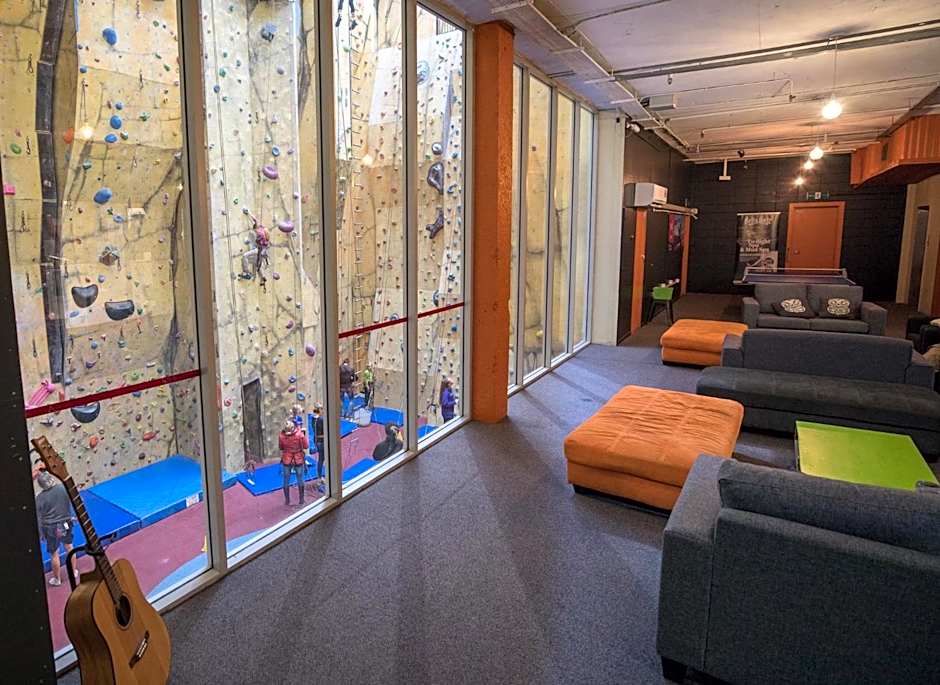 Rock Solid Backpackers Rotorua