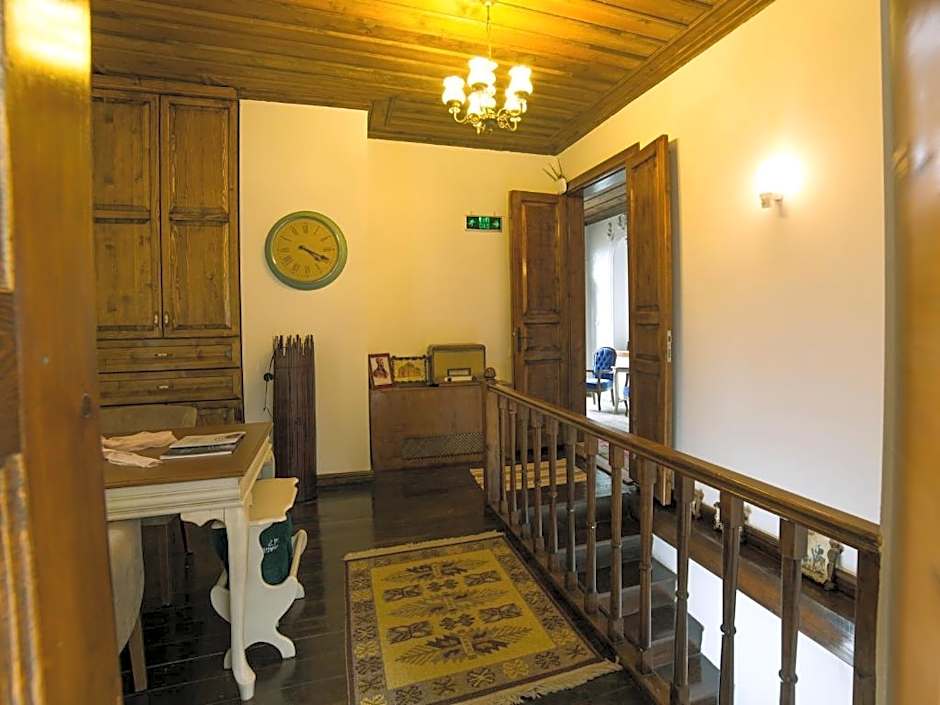 ARİSTONİCUS BUTİK HOTEL