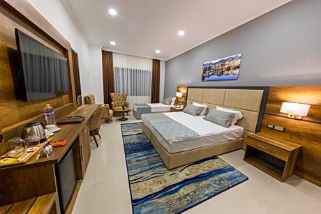 Economy Quadruple Room