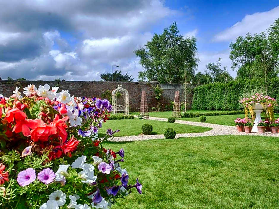 The Village Hotel, Bar and Restaurant