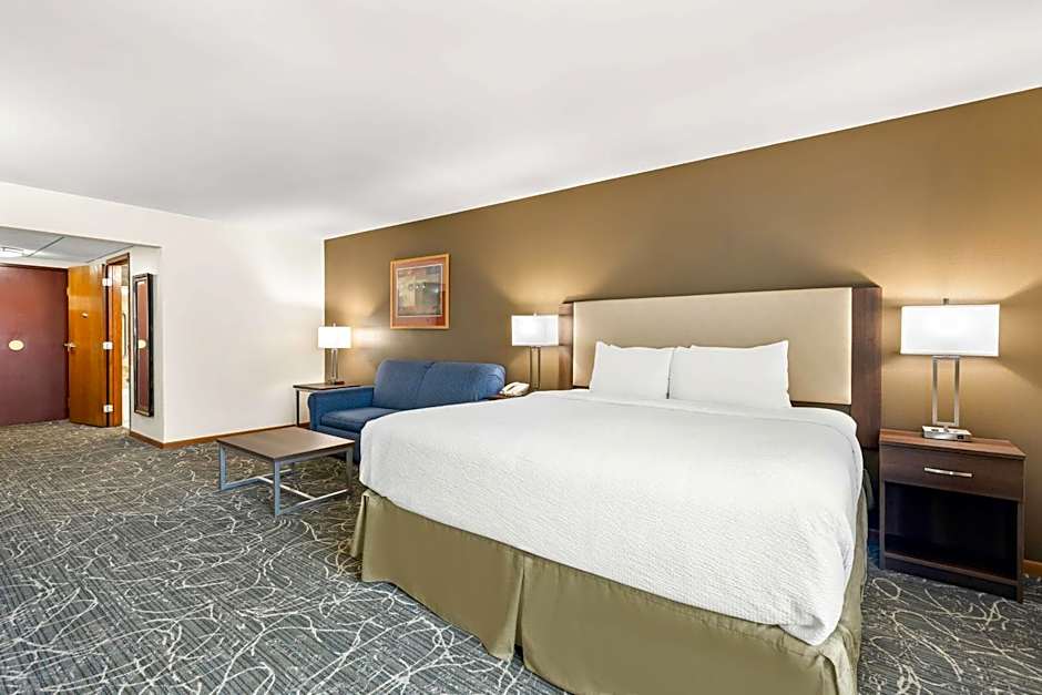 Best Western West Towne Suites