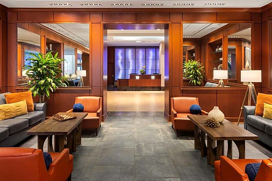 Renaissance by Marriott Columbus Downtown Hotel