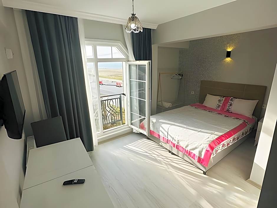 Airport Black Sea Hotel & Restaurant