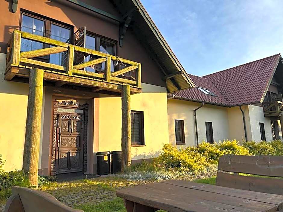 Pokoje i domki Saraceńska Chata