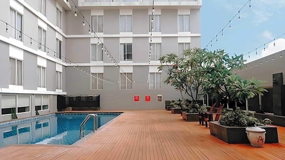 Ascent Premiere Pasuruan