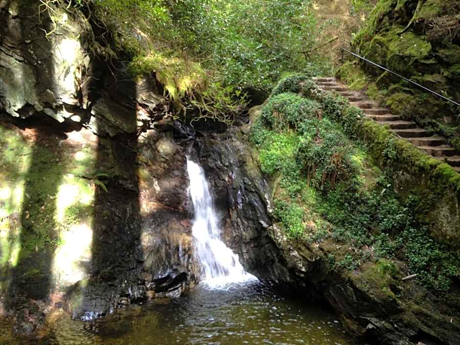 Rashfield Sheilings - Riverside Lodges, by Pucks Glen, Dunoon