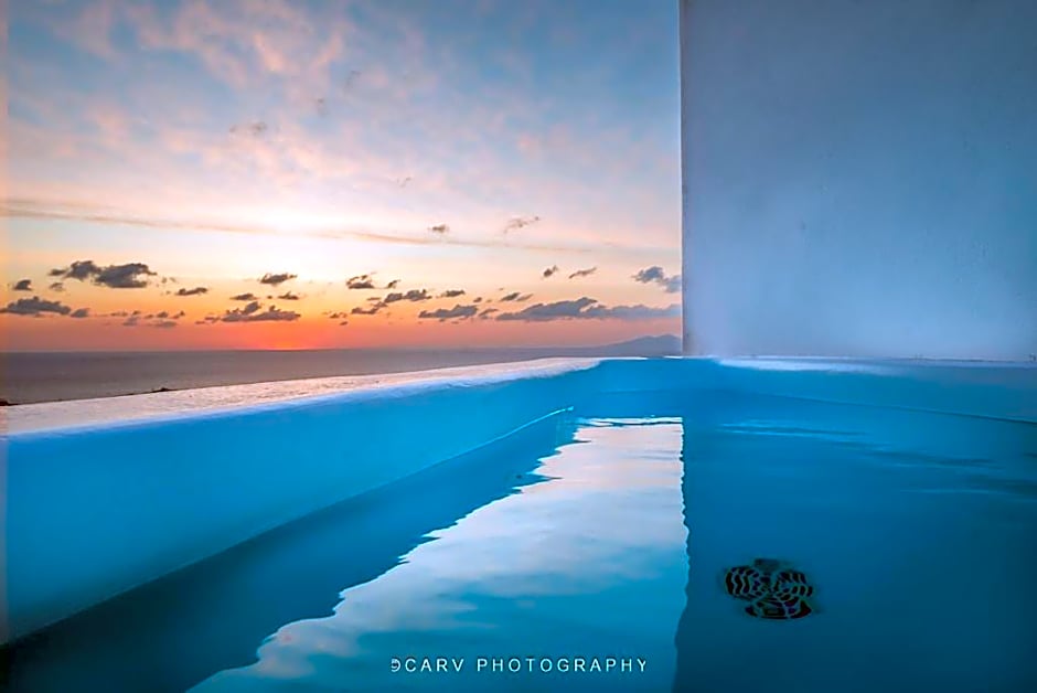 Nohēme Luxury Suites