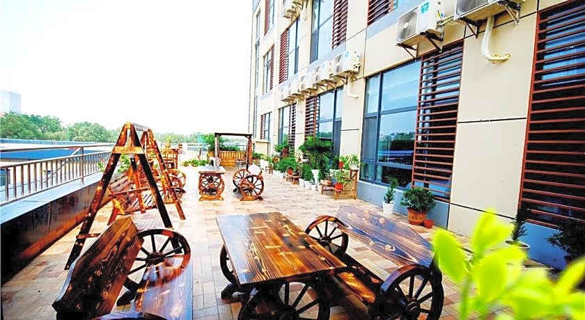 Lavande Hotel Rizhao Plaza Suning Plaza Wanda Studio