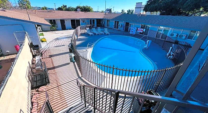 Lanai Motel