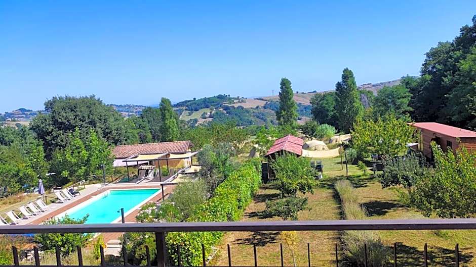 Camping Le Marche Apartments