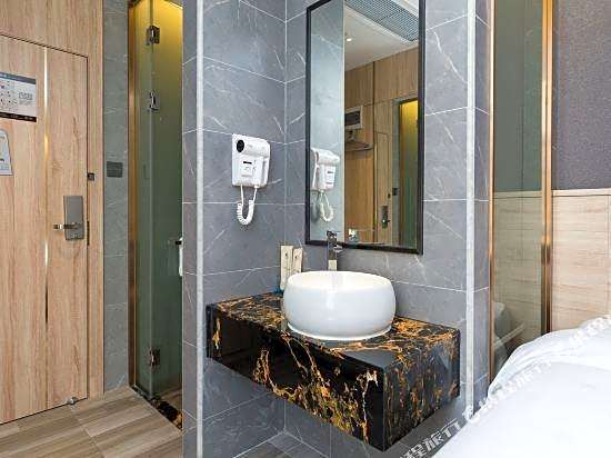 Wenxing Hotel