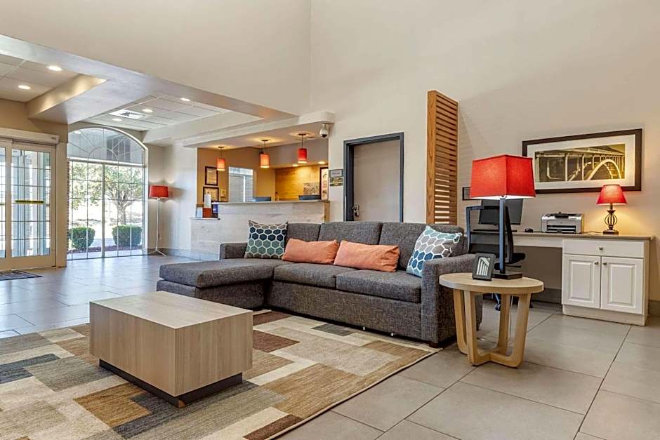 Country Inn & Suites by Radisson, Lumberton, NC