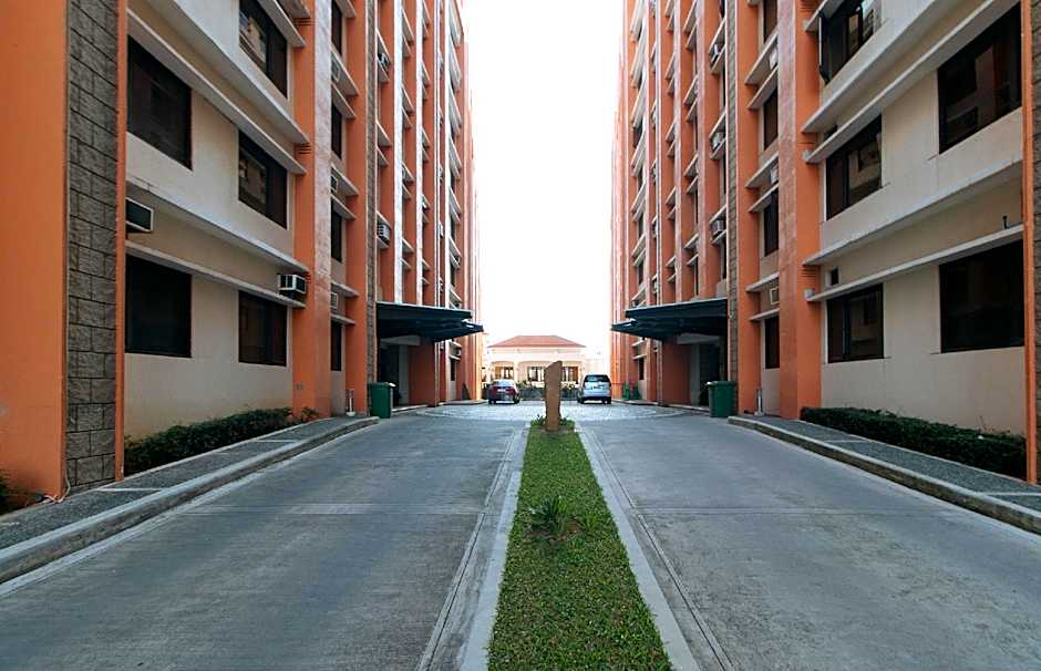 RedDoorz Plus @ Cuarto Verde Staycation