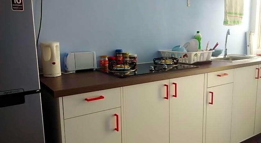 Moon Eleven Hostel Airport Transit - KLIA