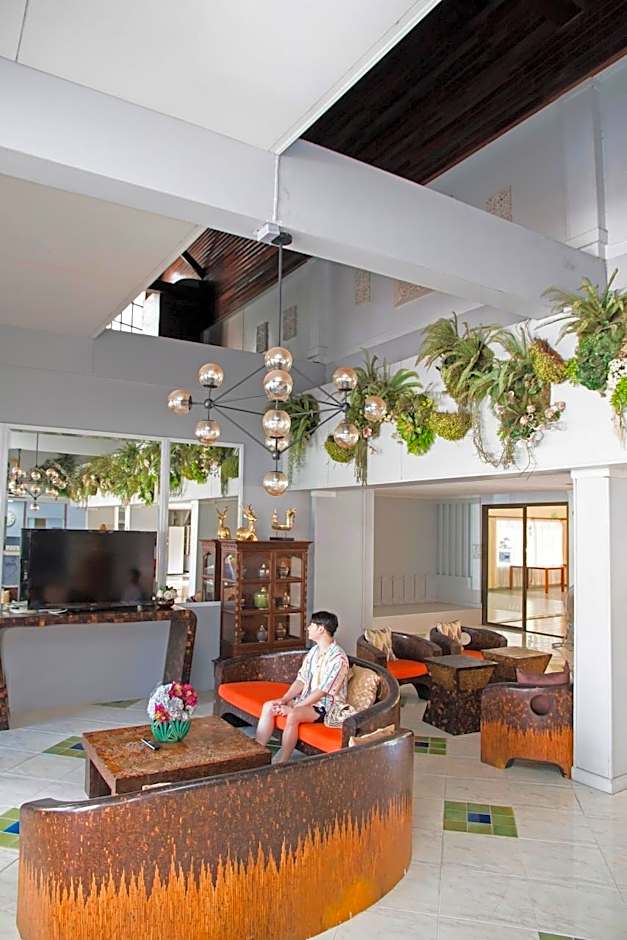 S Lodge Pattaya formally Sabai Lodge