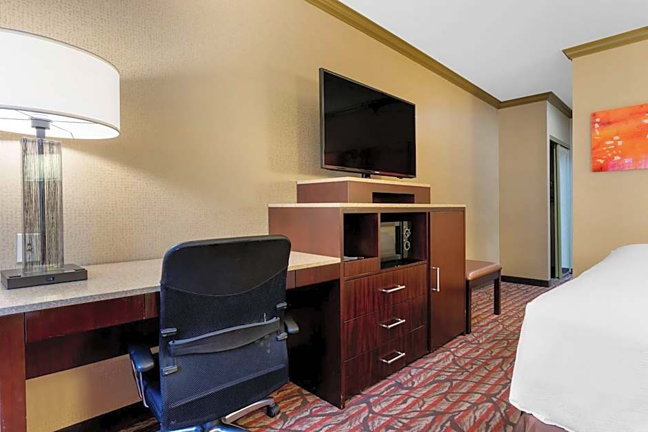 Best Western Plus Brookside Inn
