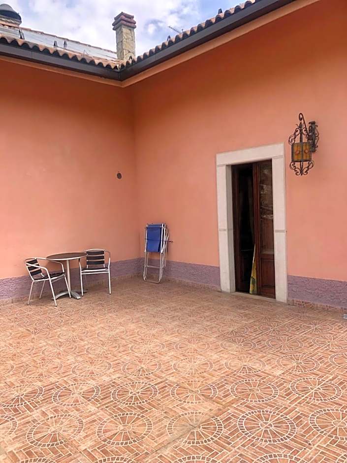 Hotel Bucaneve