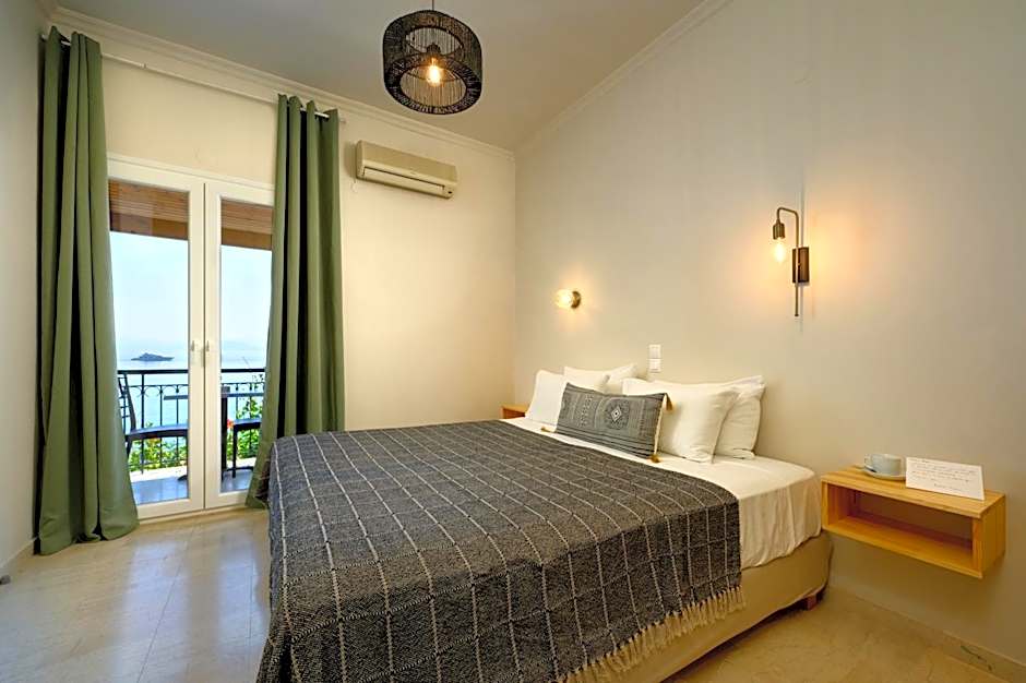 Batelo - Adults Only