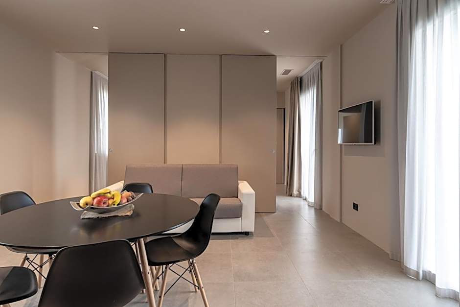 Amare Suite & Apartments