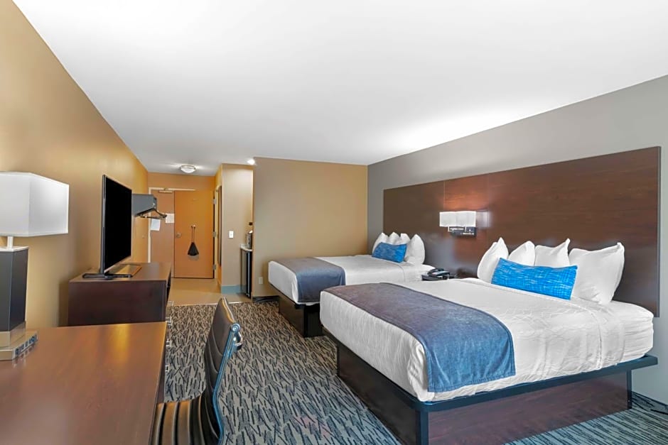 Best Western Plus Denton Inn & Suites