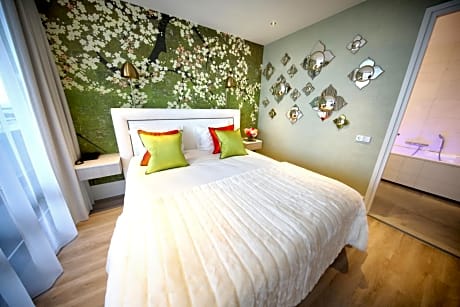 Junior Suite with Balcony
