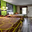 Super 8 by Wyndham Knoxville West/Farragut
