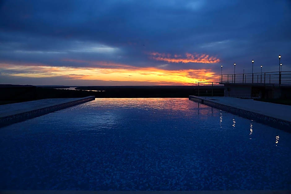 Seven Generations Winery Hotel