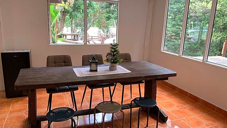 Maleena Garden at Lam Takhong Riverside