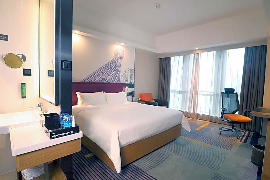 Hampton by Hilton Guangzhou Zhujiang New Town - Free Shuttle Bus to Canton Fair