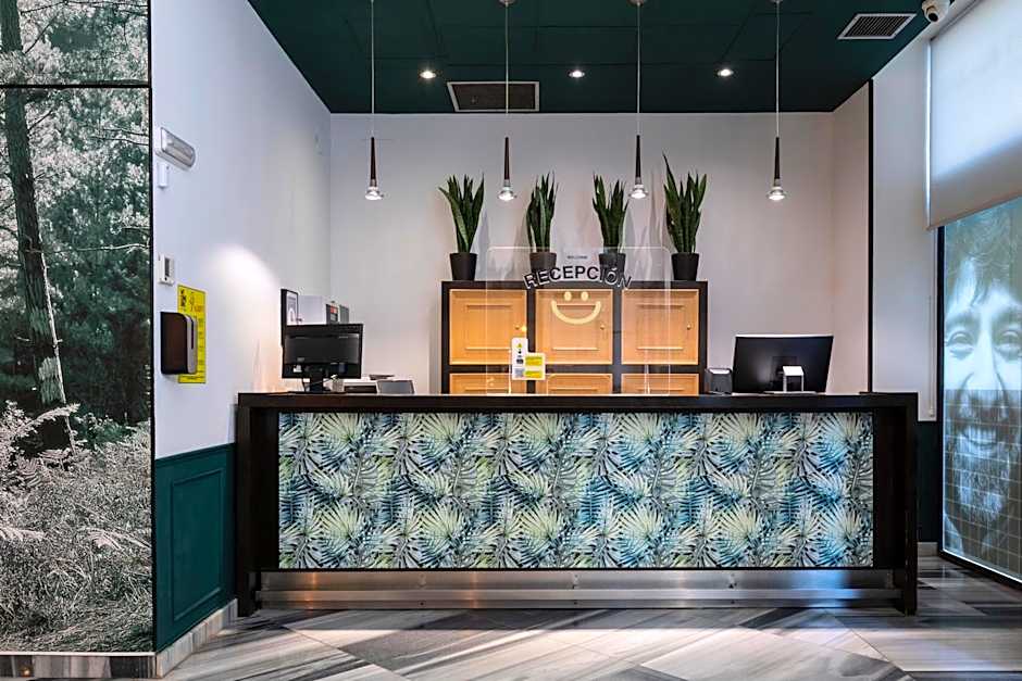 Petit Palace Plaza de la Reina