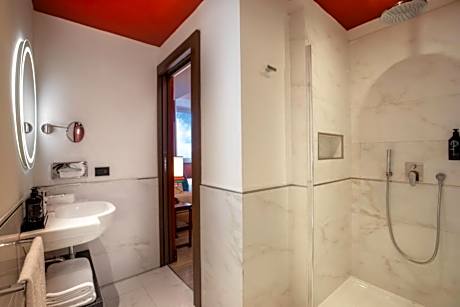 Superior Room With Balcony