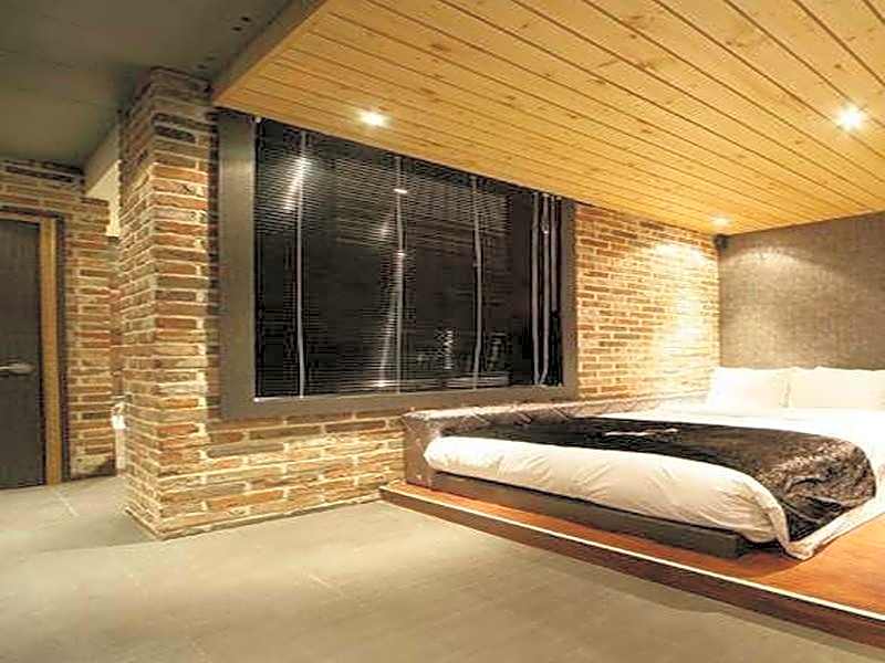 Ever Tourist Hotel