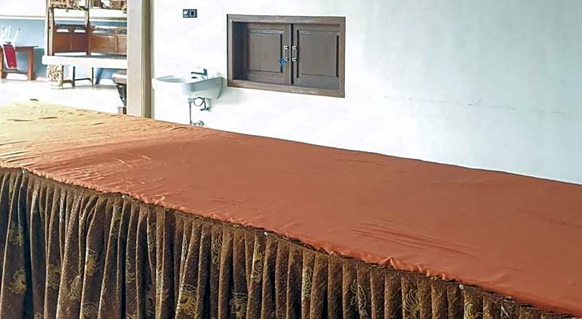 OYO 1483 Hotel Bumi Bermi Permai