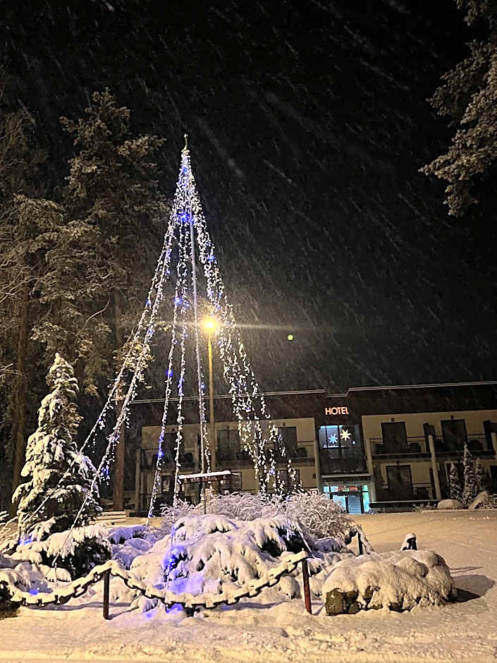 Domki Kaszuby - jezioro las i zoo w Szarlocie