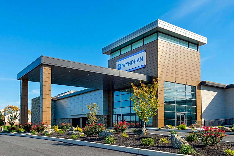 Photo 1 of 50 of Wyndham Lancaster Resort and Convention Center