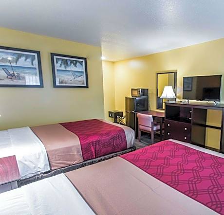 Double Room with Two Double Beds - Non-Smoking