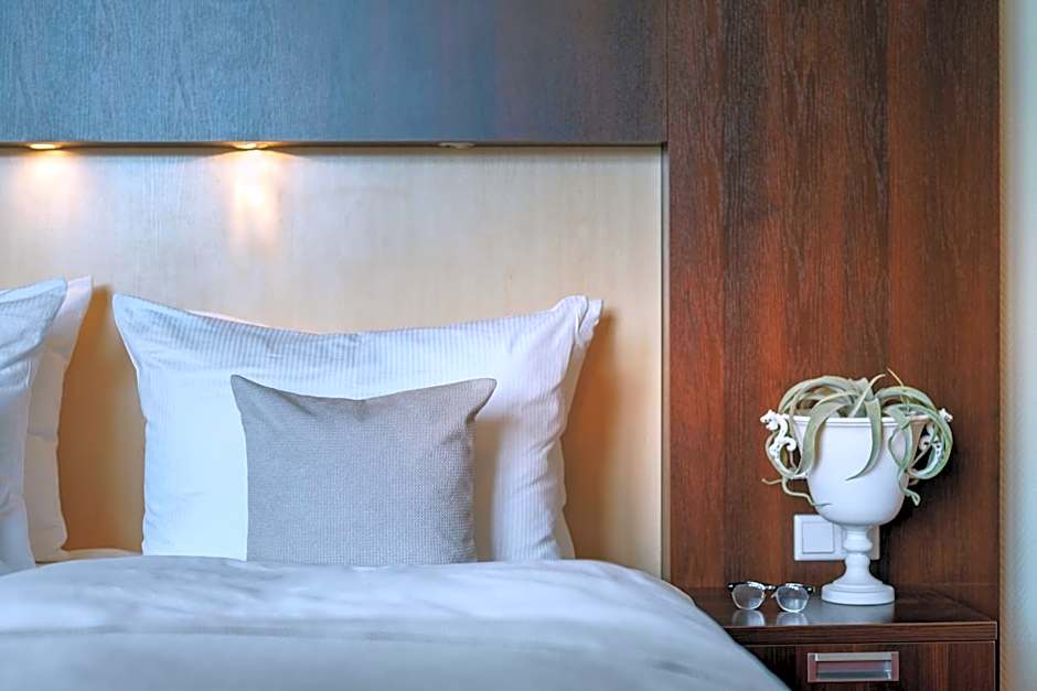 Garner Hotel Hamburg Graf Moltke by IHG