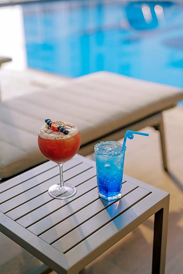 Khalidia Palace Hotel Dubai by Mourouj Gloria