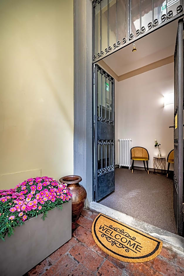 Maison Pitti Florence