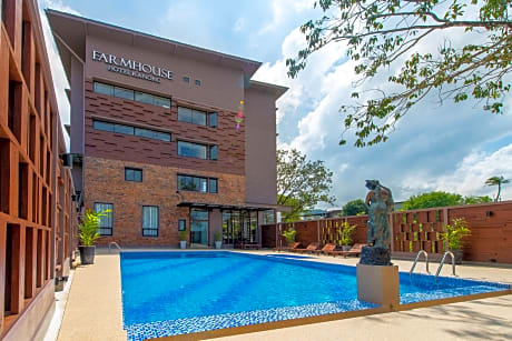 Farm House Ranong Hotel