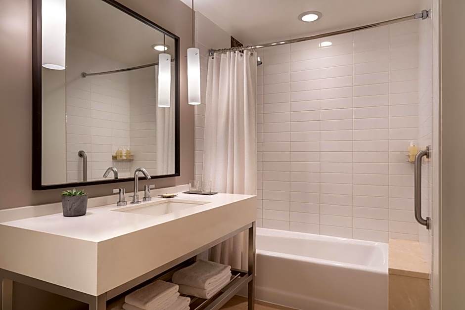 JW Marriott Los Angeles L.A. Live