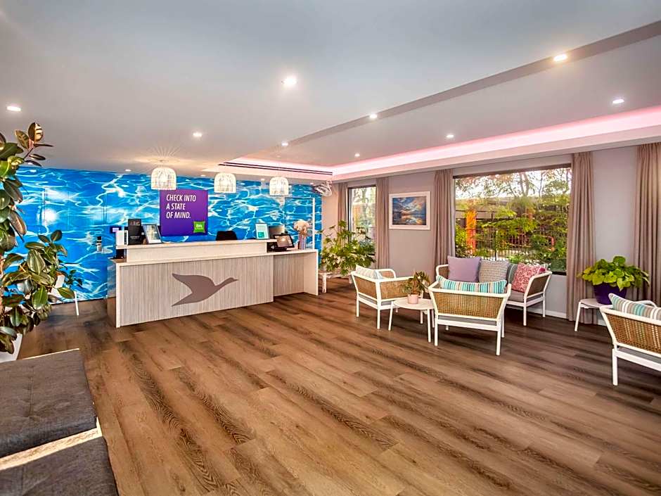 Ibis Styles The Entrance