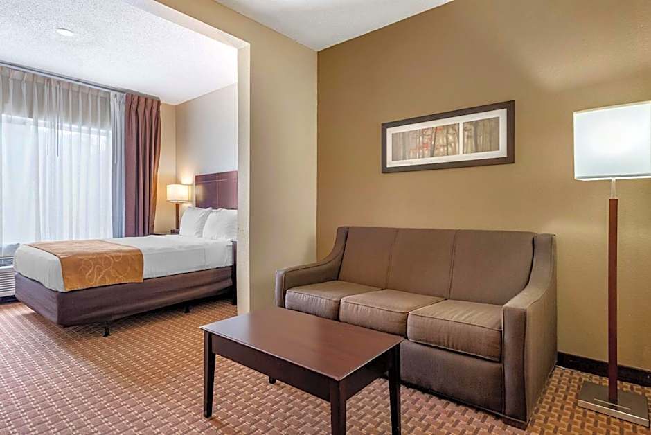 Comfort Suites