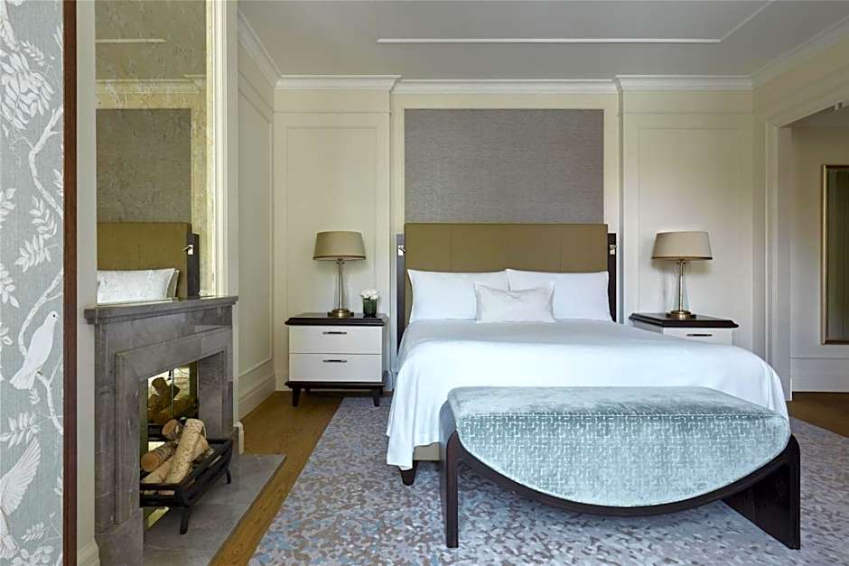 Waldorf Astoria By Hilton Amsterdam