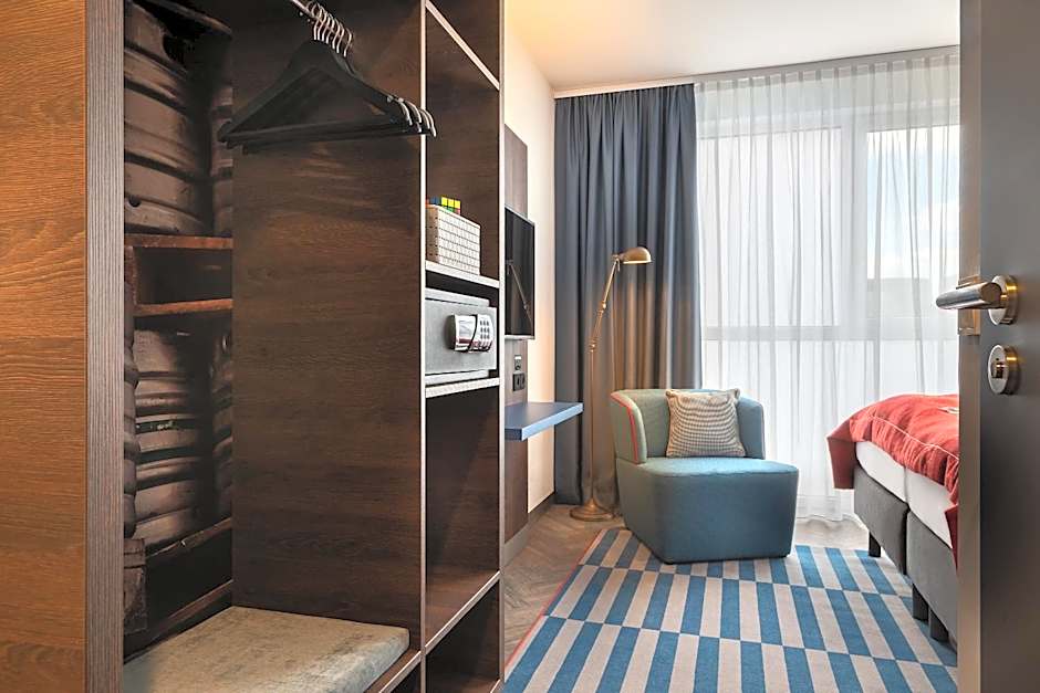 Holiday Inn - the niu, Keg Hamburg Ost by IHG