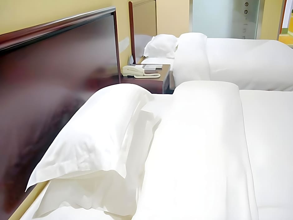 GreenTree Inn Jiangyin Zhouzhuang Shiji Avenue Business Hotel