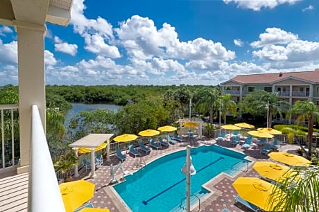 2 Double Bed 2 Room Suite-Poolview-Nonsmoking