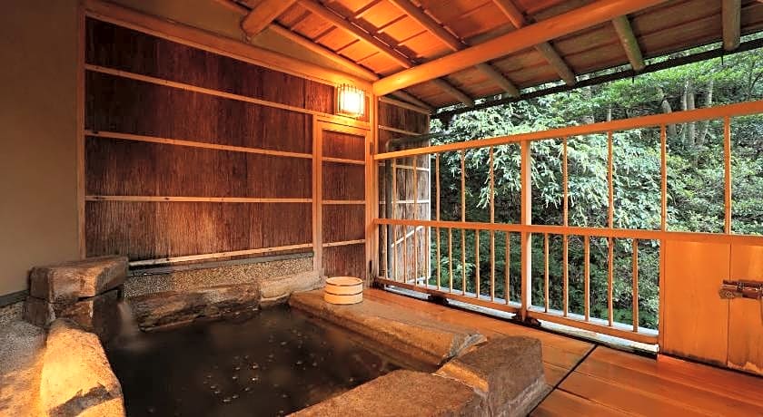 Kinosaki Onsen Nishimuraya Hotel Shogetsutei