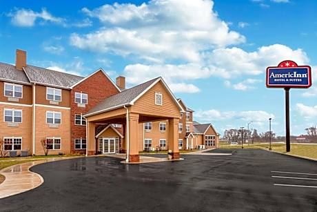 AmericInn by Wyndham Fulton Clinton